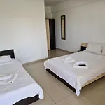 Arena Dotro Hotel *