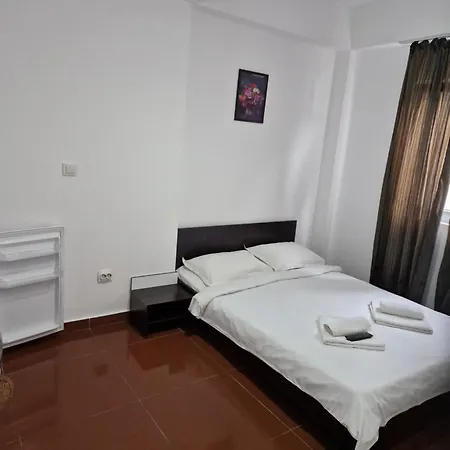 Arena Dotro فندق