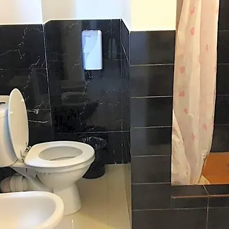 Hotel Arena Dotro *