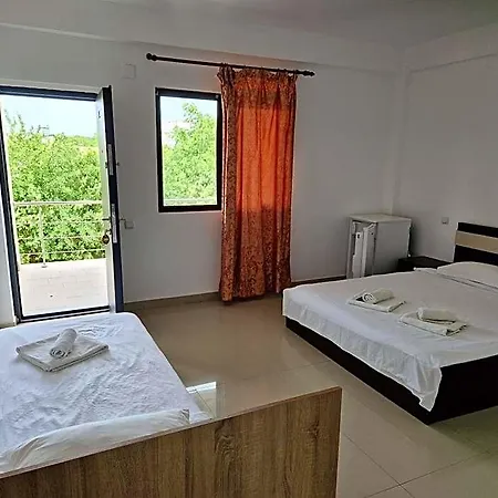 Arena Dotro Hotel
