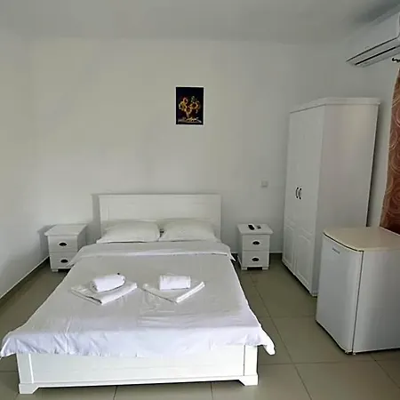 Arena Dotro Hotel