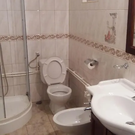 Hotel Arena Dotro *