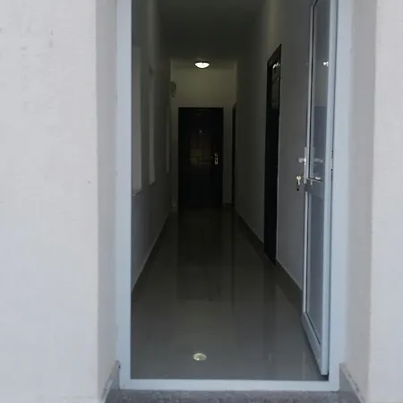 酒店 Arena Dotro *