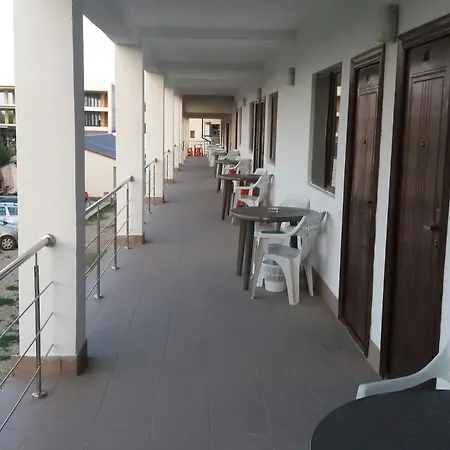 酒店 Arena Dotro *