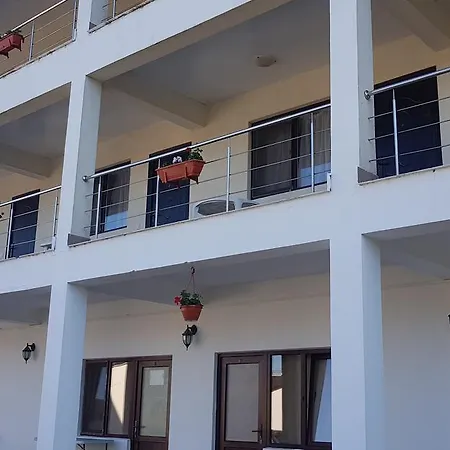 Arena Dotro Hotel